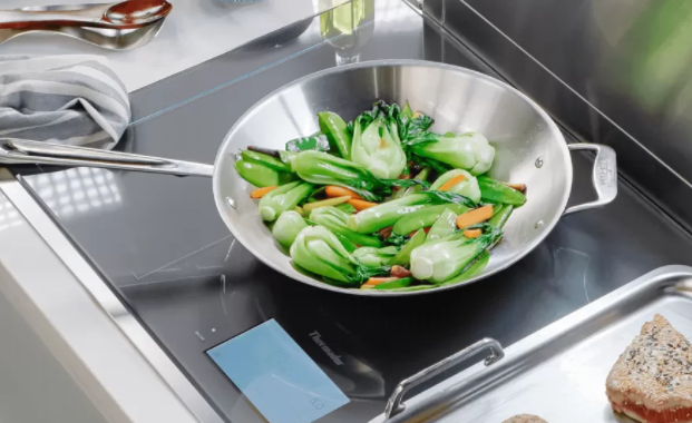 induction cooktop image